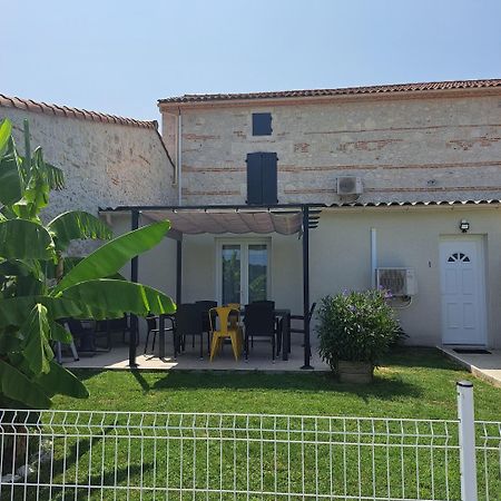 Le Domaine Vesque Villa Saint-Pierre-de-Clairac Buitenkant foto