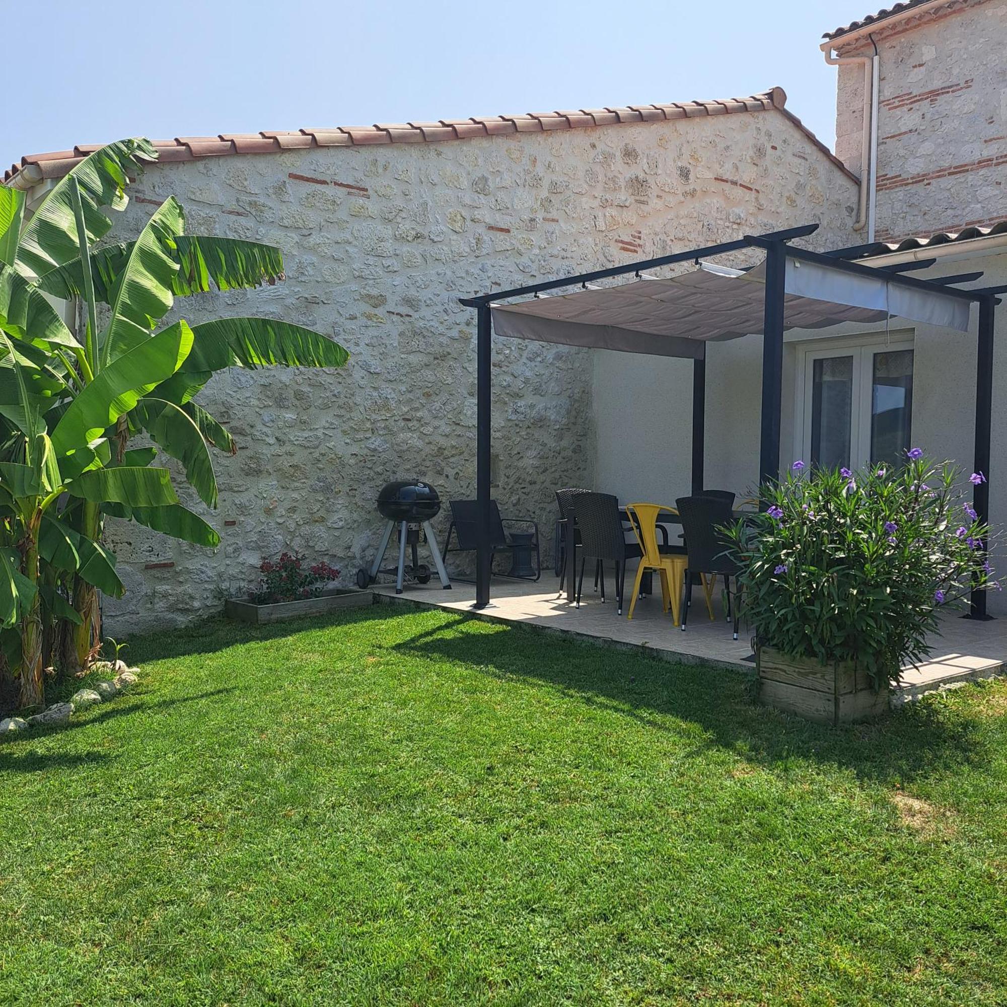 Le Domaine Vesque Villa Saint-Pierre-de-Clairac Buitenkant foto
