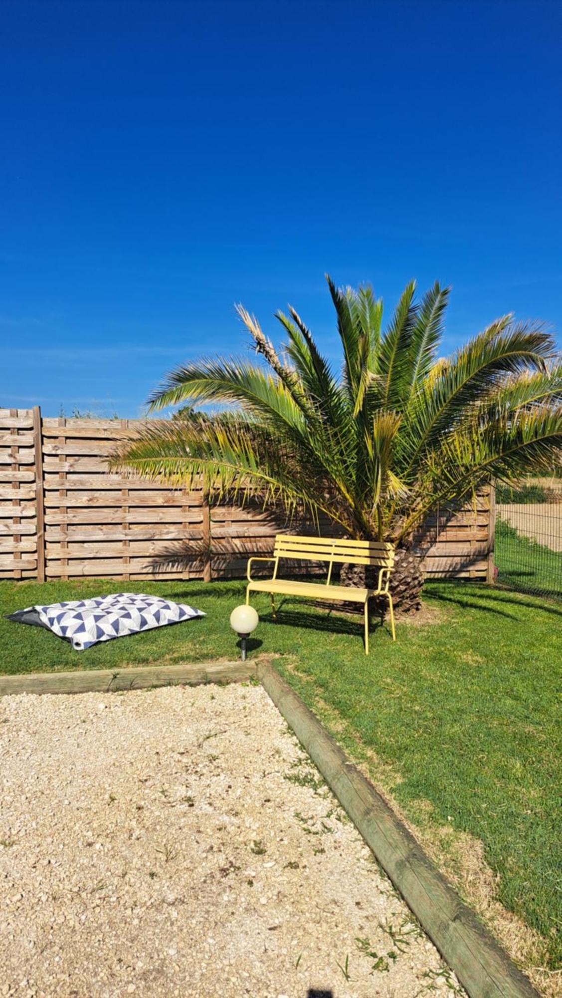 Le Domaine Vesque Villa Saint-Pierre-de-Clairac Buitenkant foto